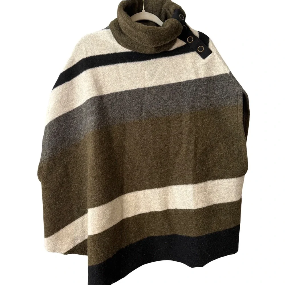 Anthropologie Tabitha Poncho Sweater‎ Cowl Neck Button Detail Women's Size Small